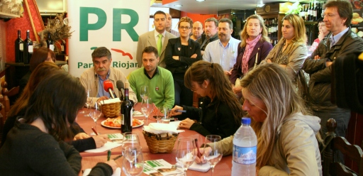Ángel Varea presenta la campaña ante los medios