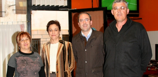 Varios miembros del Partido Riojano visitan Alcanadre