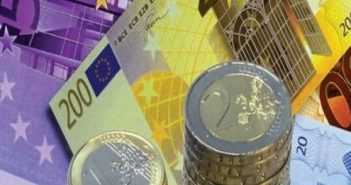 Los regionalistas remarcan que Sanz se comprometió a no aceptar el déficit a la carta y ahora dará su visto bueno por imposición de Madrid