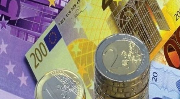 Los regionalistas remarcan que Sanz se comprometió a no aceptar el déficit a la carta y ahora dará su visto bueno por imposición de Madrid