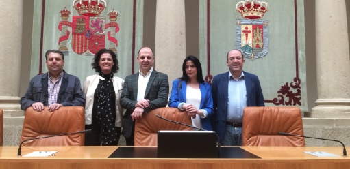 Presentación de la candidatura al Parlamento