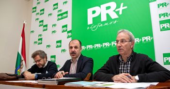 Julio Revuelta, Miguel González de Legarra y Enrique Acha, PR+