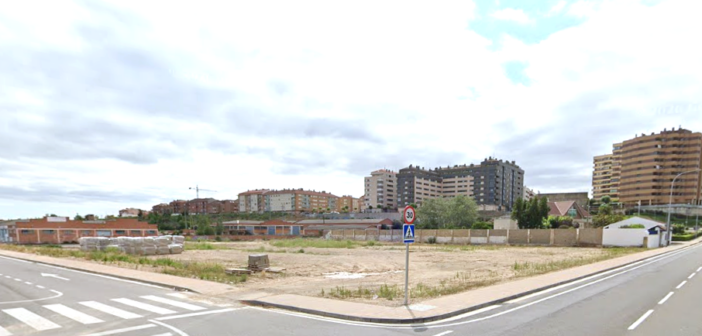 Solar vendido por el Ayuntamiento de Calahorra frente al Lidl (vía Google Maps)